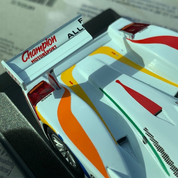 Minichamps 1/43 Audi R8, Lemans 24 Hr. 2001, - Picture 6 of 9